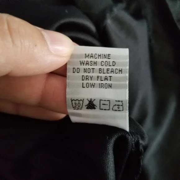 Haute Monde Black Floral Lace Boho Mini Dress Plunge Neckline Women's Large NWT. - Picture 13 of 13